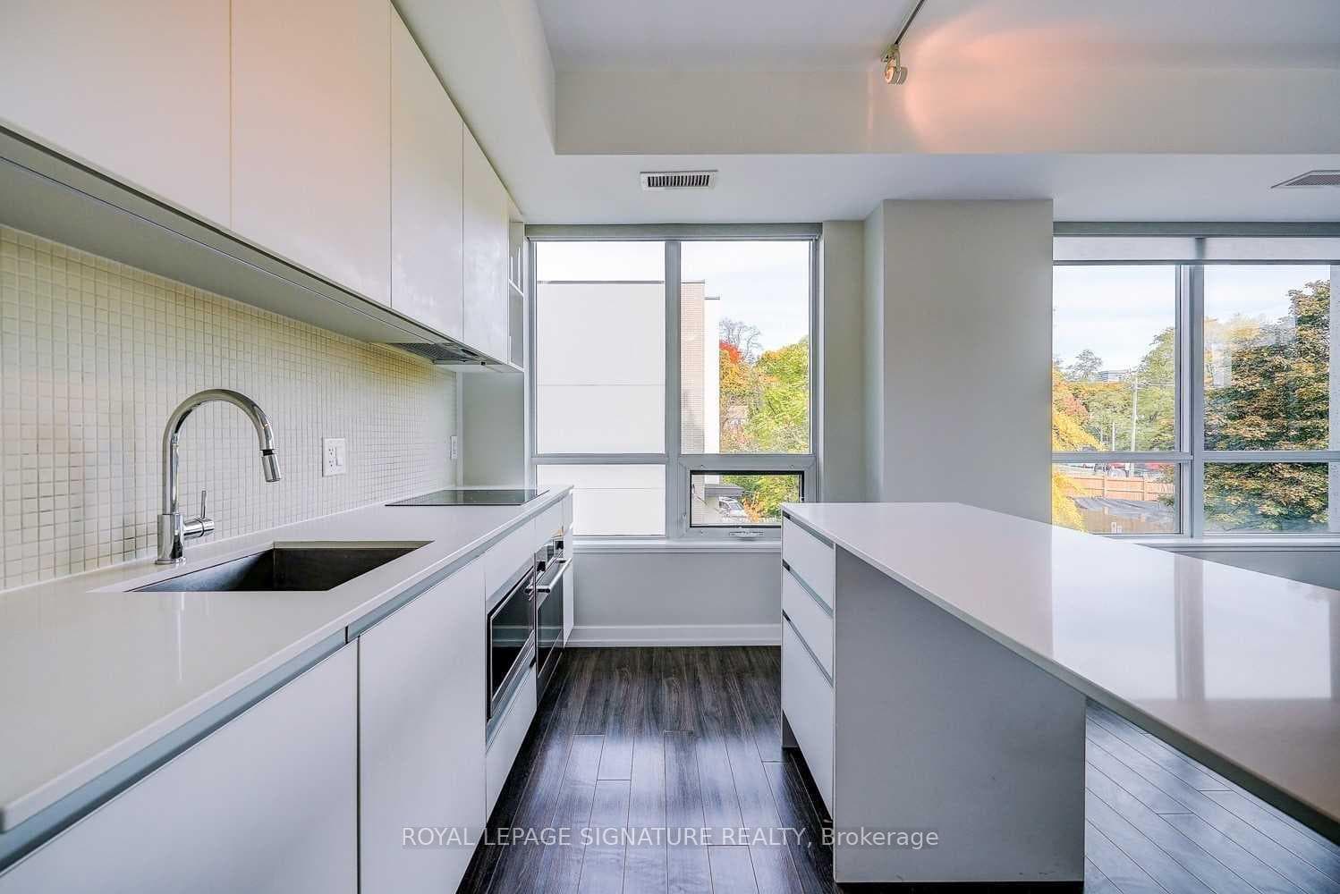 377 Madison Avenue Unit 319 photo 11