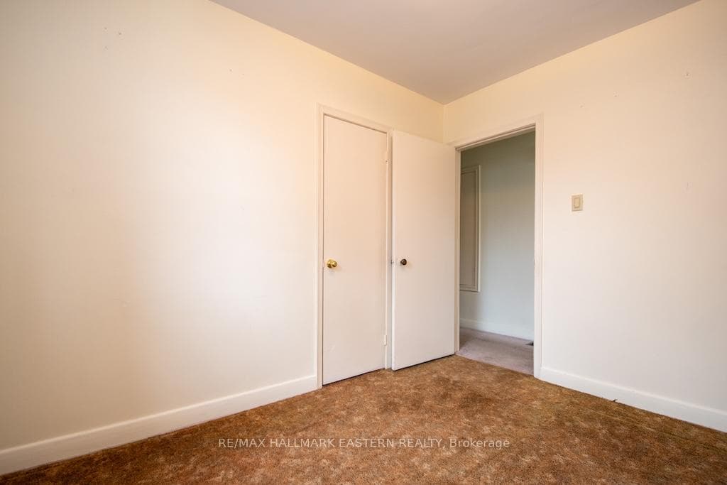 844 Philip Street photo 17