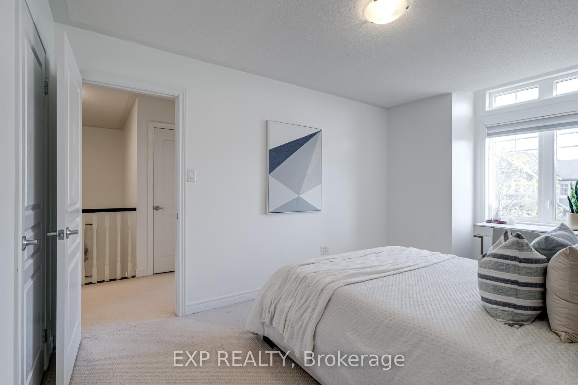 211 Shirrick Drive photo 24
