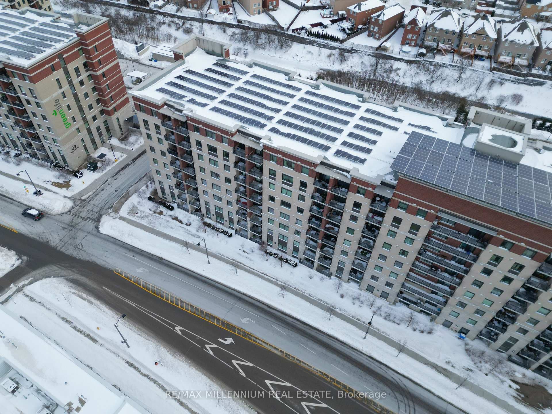 7325 Markham Road Unit 323 photo 4