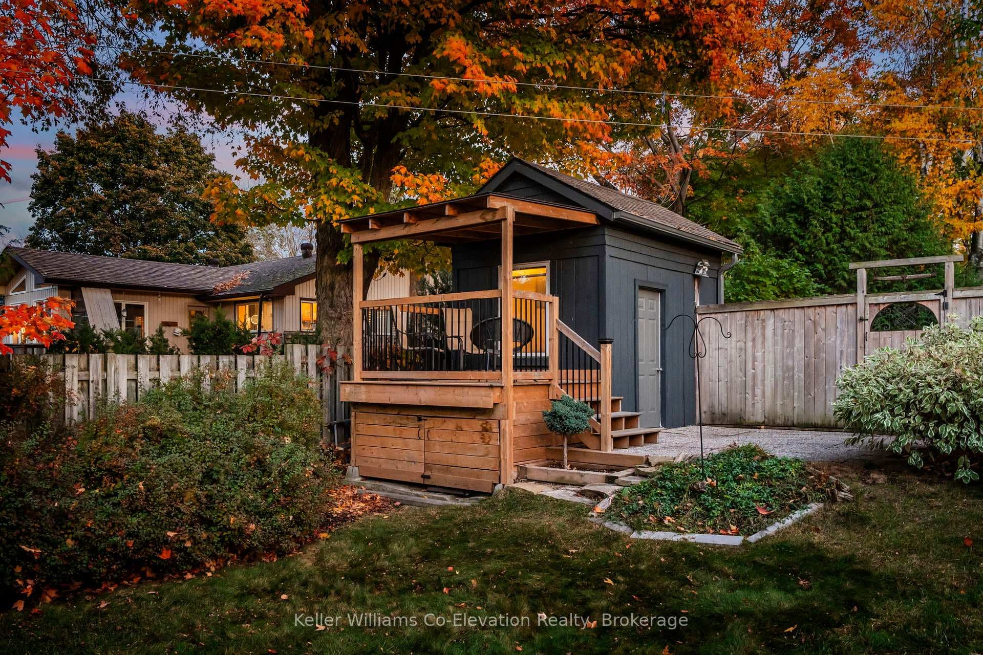 768 Bay Street photo 40