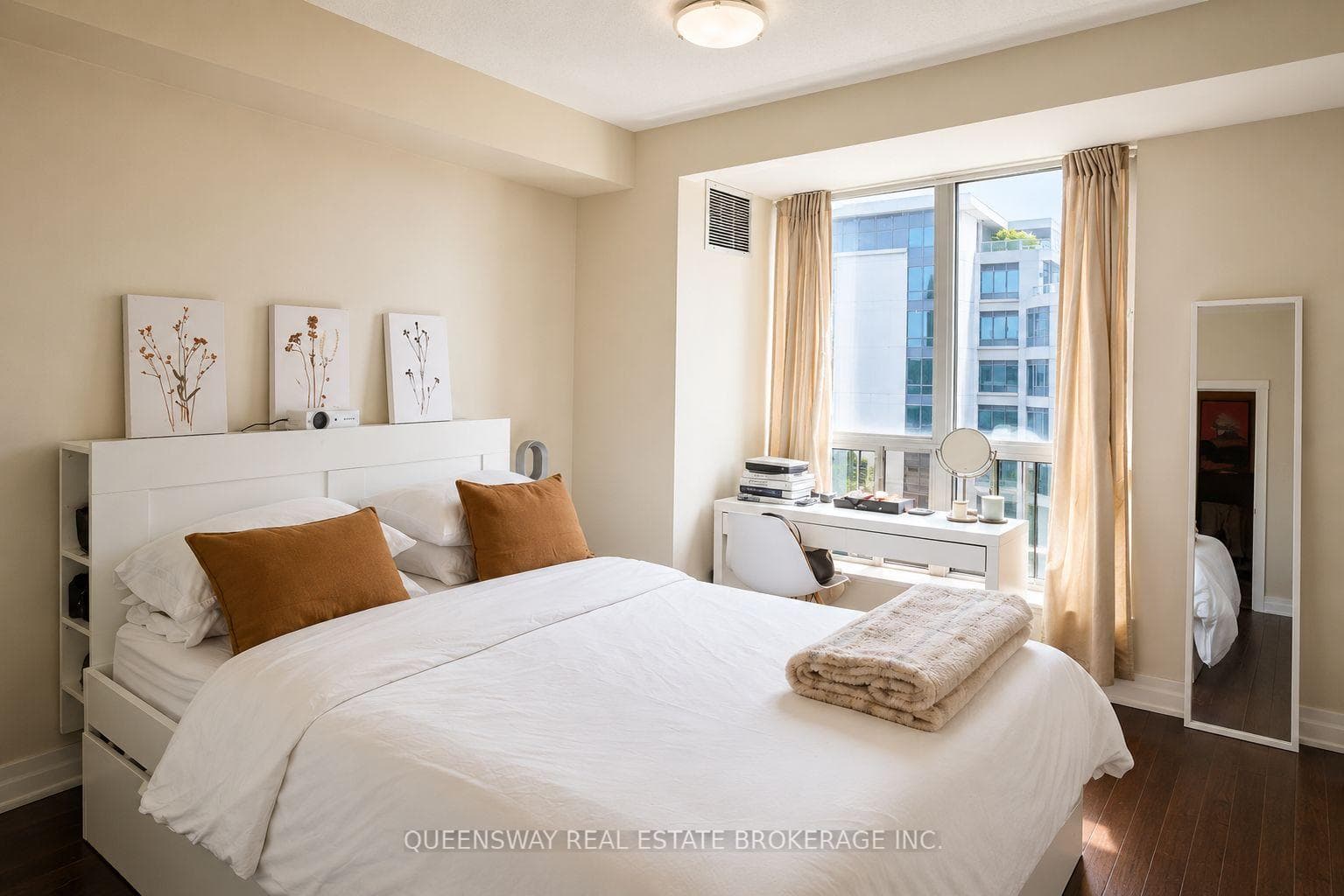2087 Lake Shore Boulevard Unit 804 photo 10