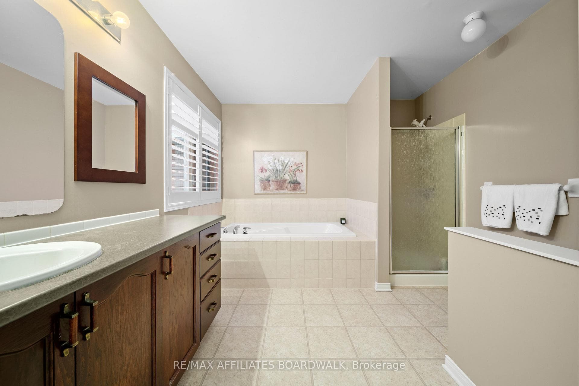 634 St Bruno Street photo 19