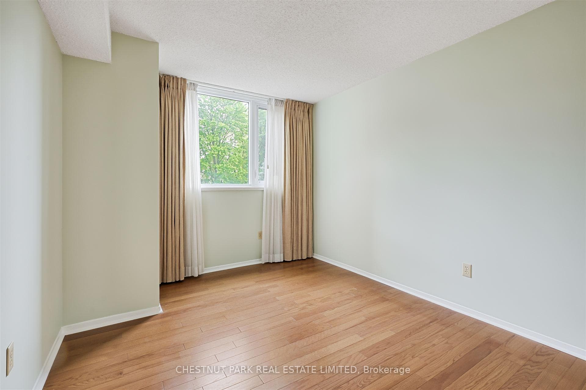 75 Wynford Heights Crescent Unit 305 photo 29