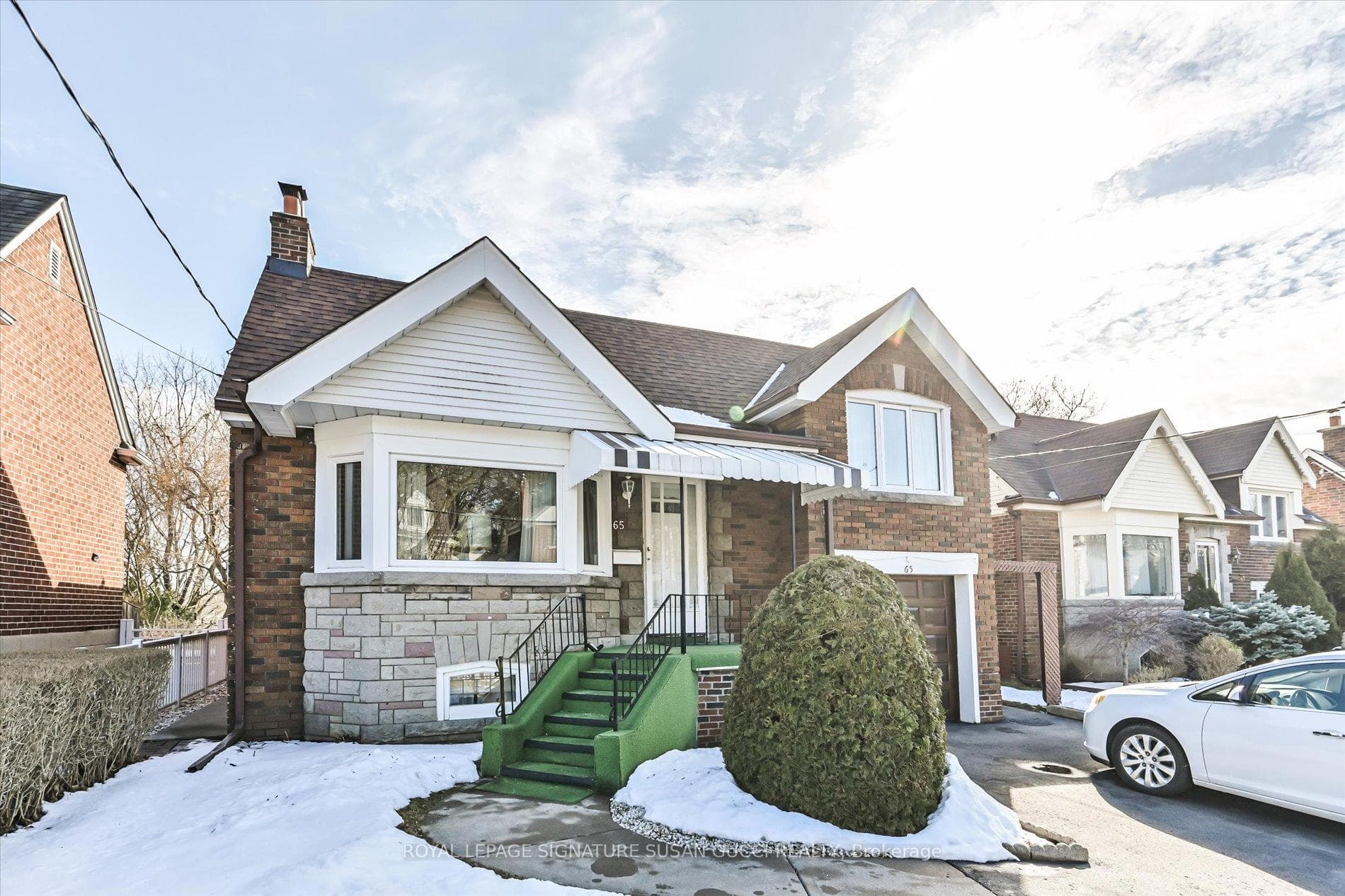 Charming curb appeal