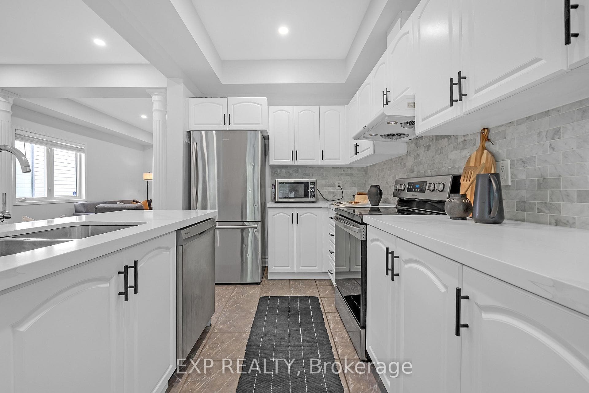 212 Shadow Place photo 15