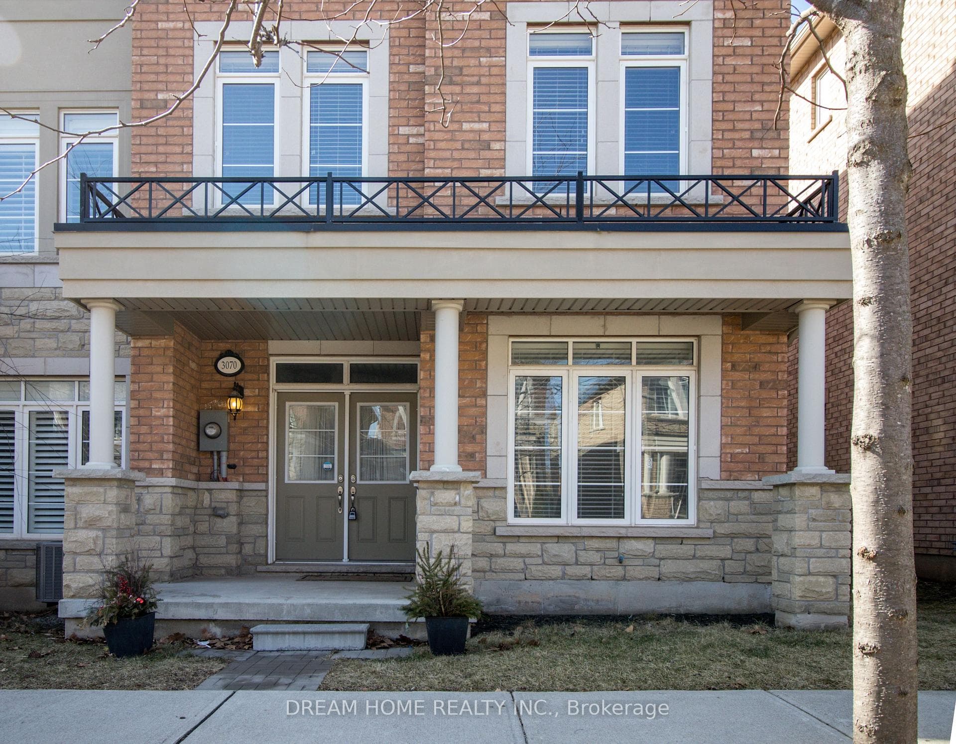 3070 Eberly Woods Drive photo 18