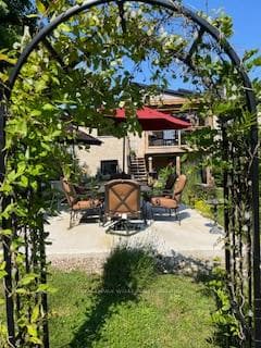 131 Tamarack Boulevard photo 37