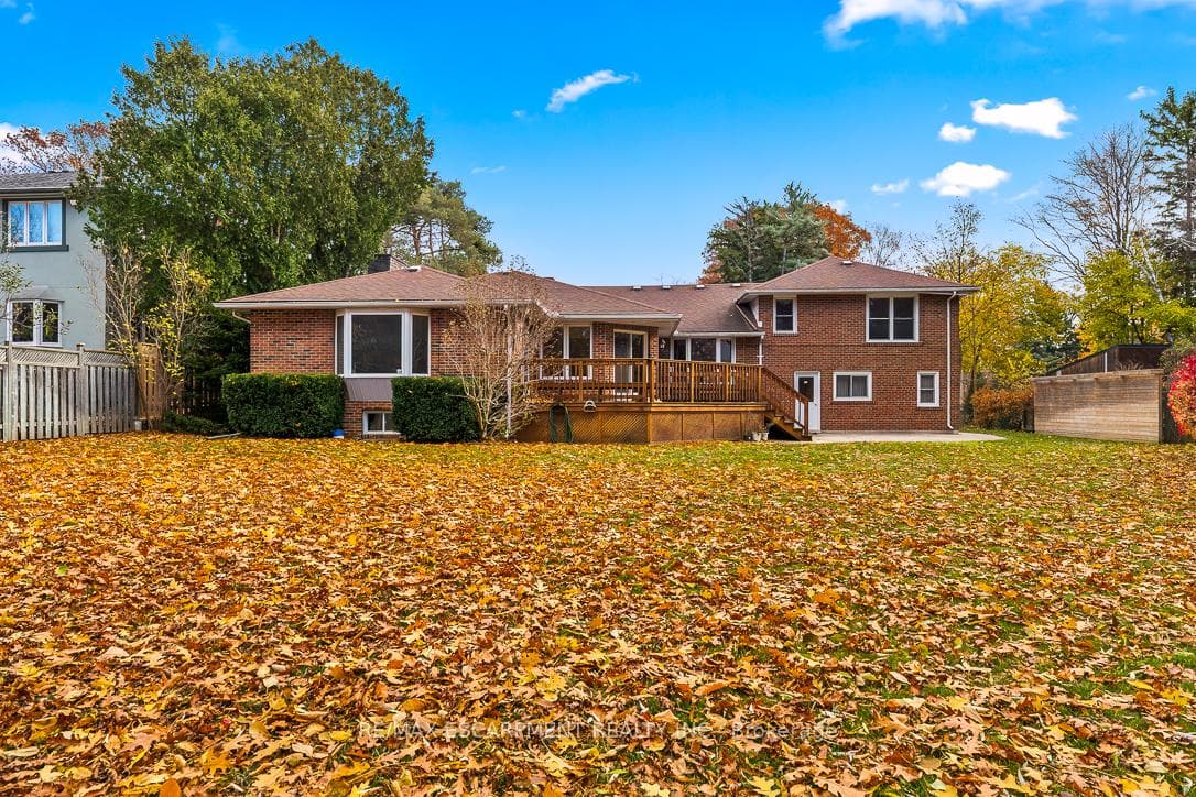 65 HARBORN Road photo 4