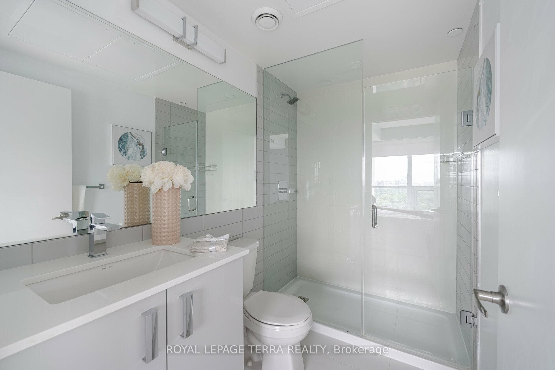 30 Gibbs Road Unit 2505 photo 18