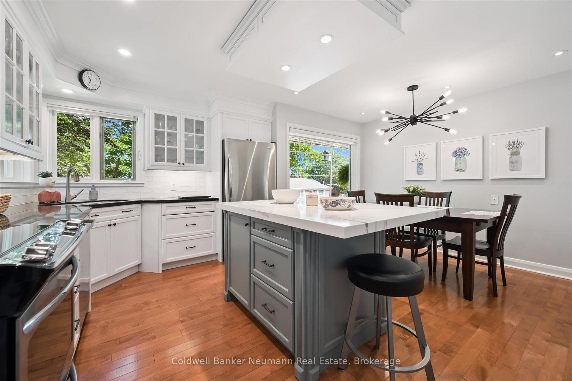 25 Bennett Avenue photo 10