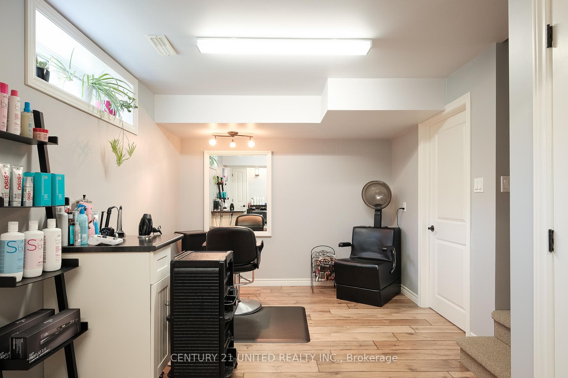 1188 Connaught Drive photo 21