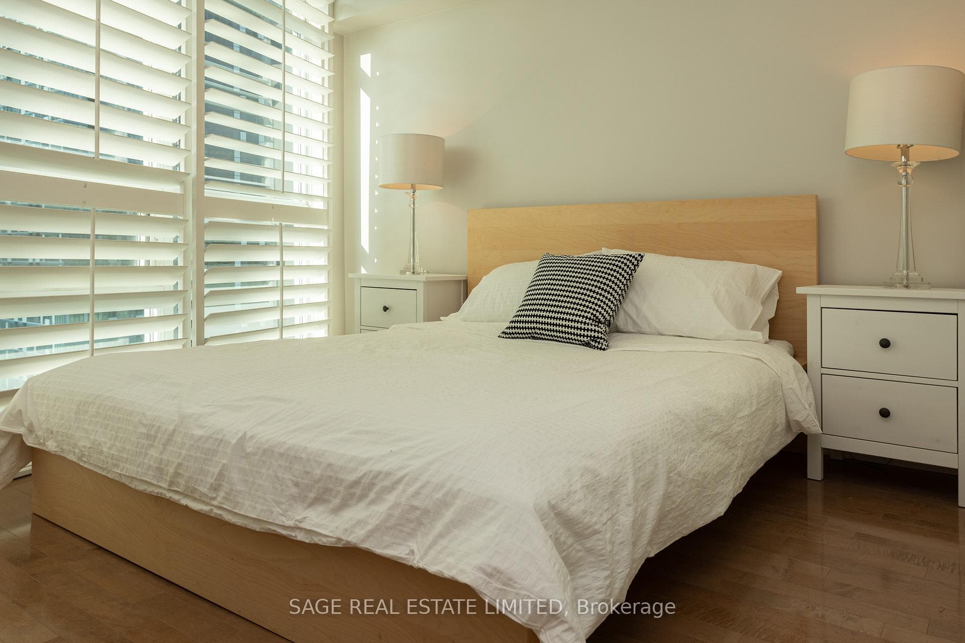 18 Yonge Street Unit 2603 photo 15