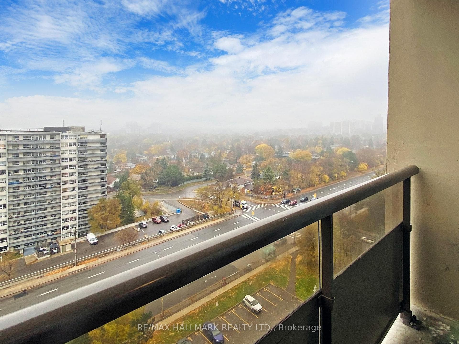 5 Parkway Forest Drive Unit 1510 photo 32