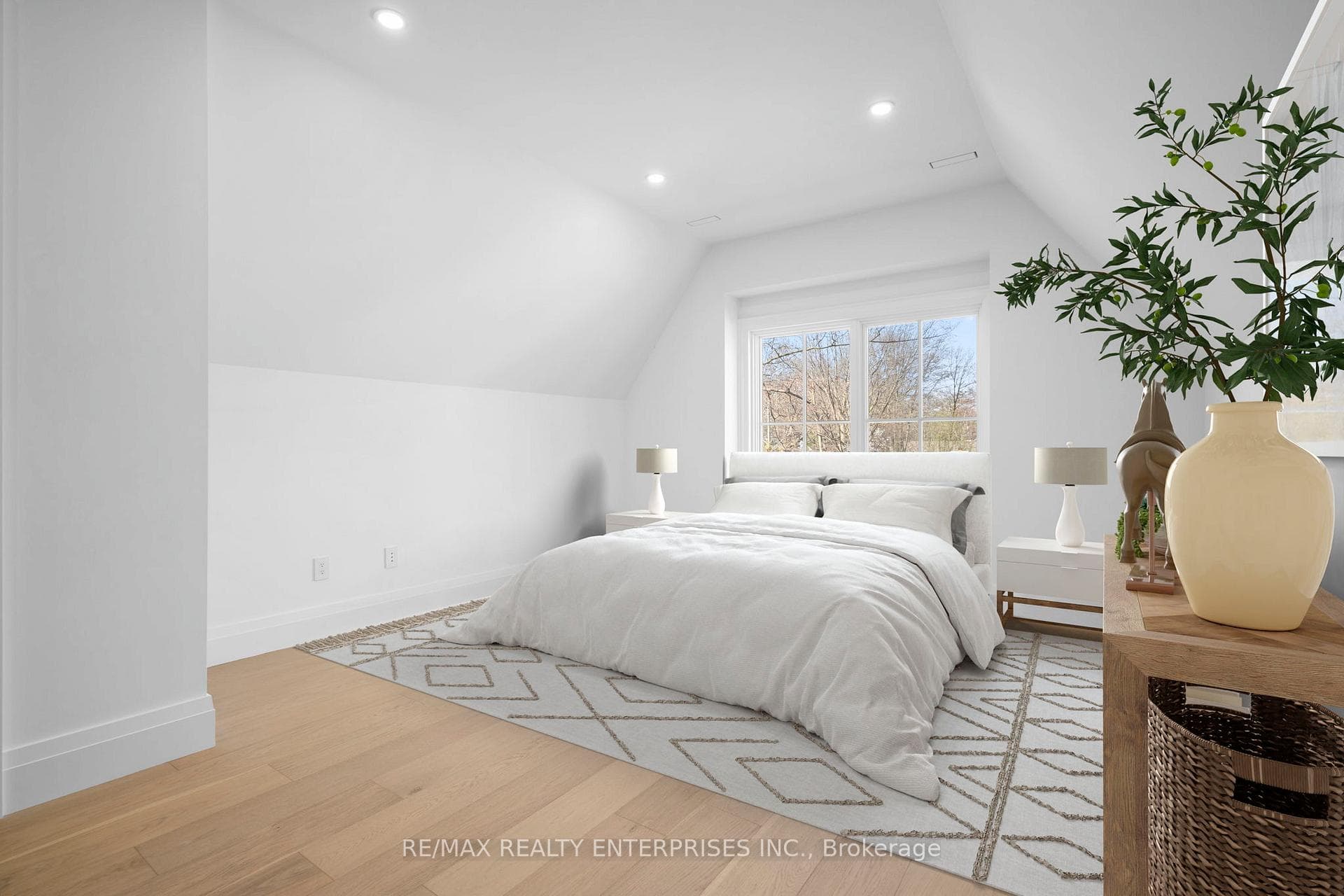 1322 Minaki Road photo 24