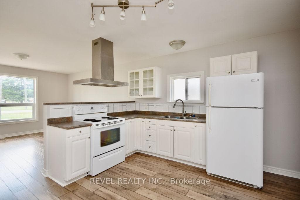 4 Bushey Avenue photo 7