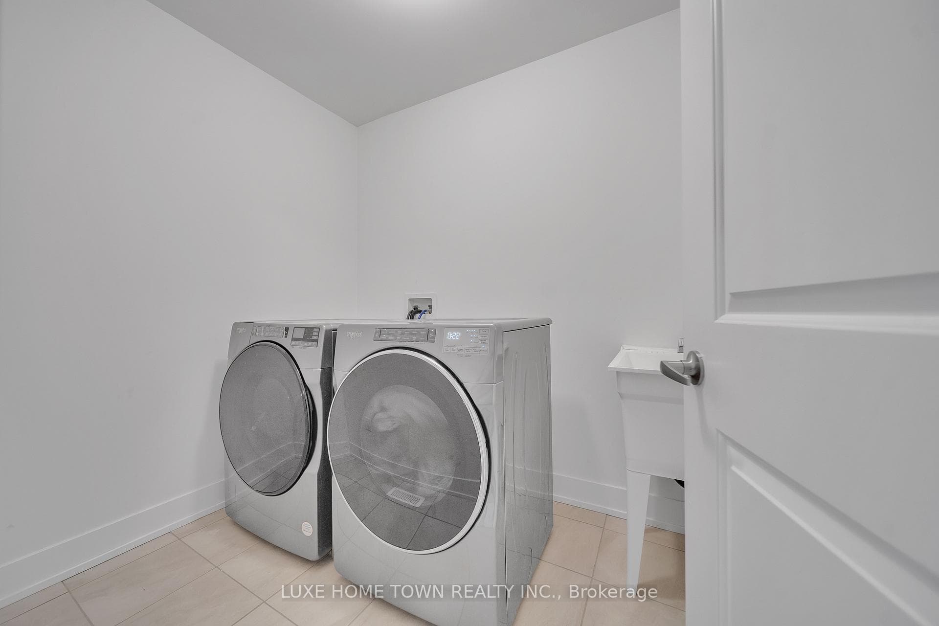 144 Povey Road photo 28
