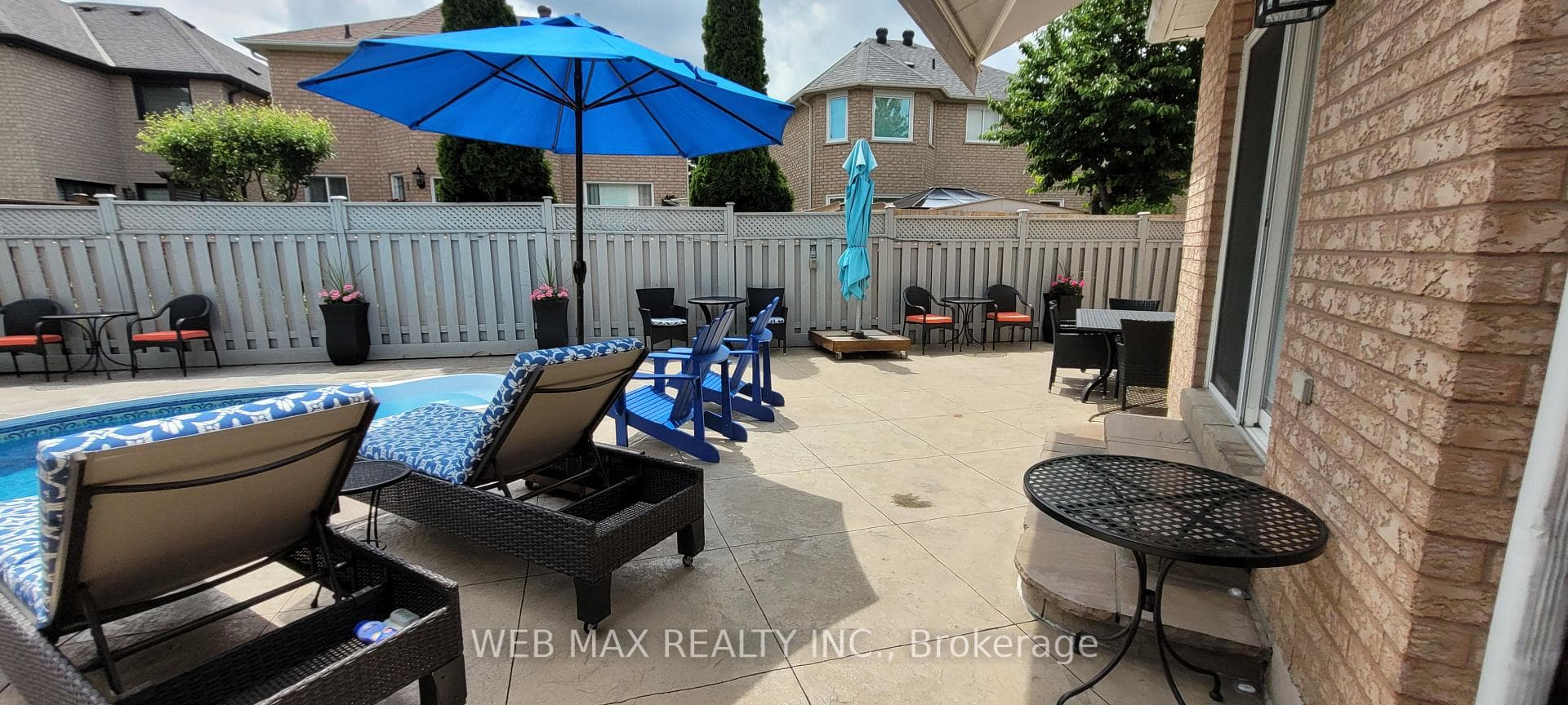 large maintenance free slabs, fencing all around,