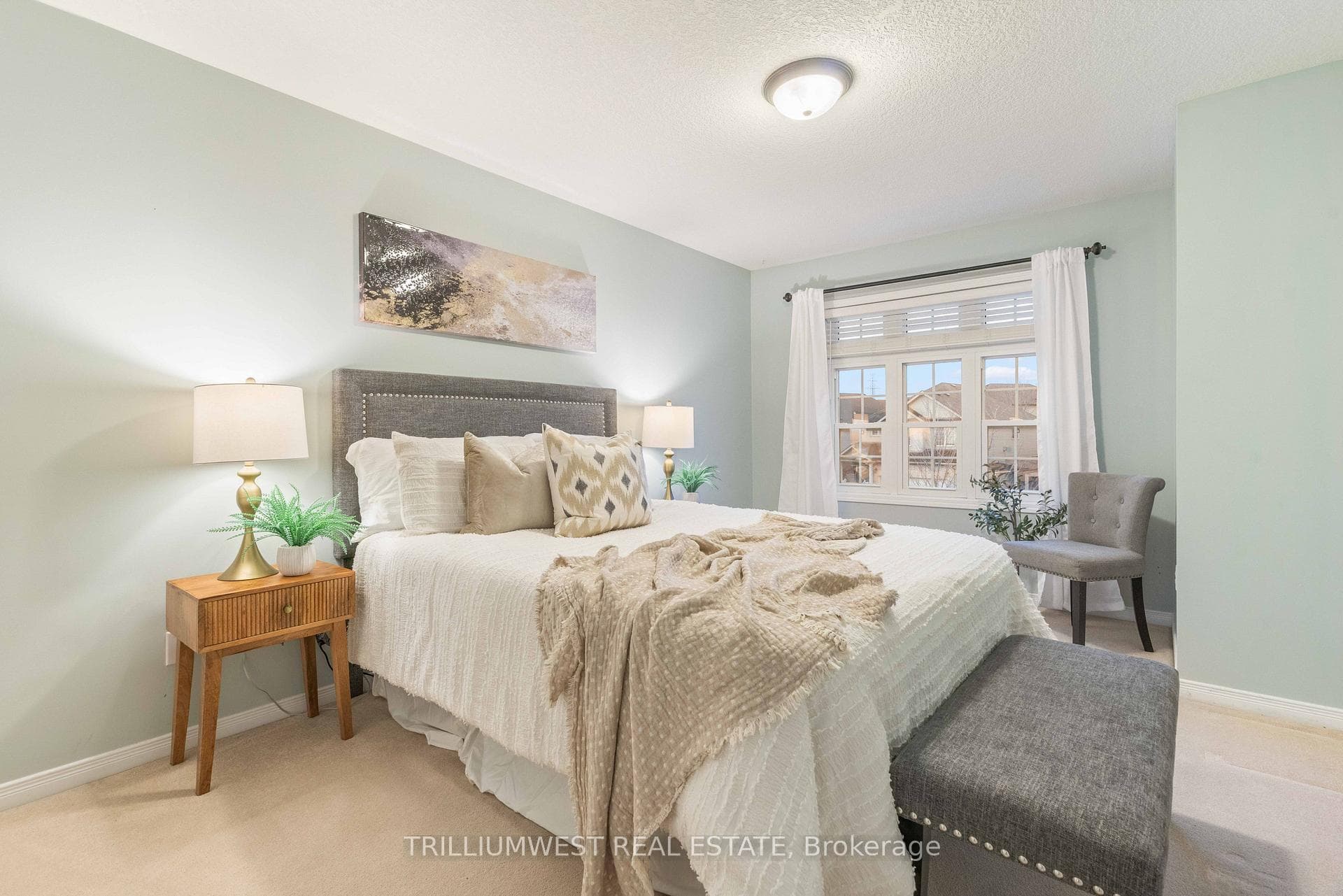 62 Parkvale Drive photo 16