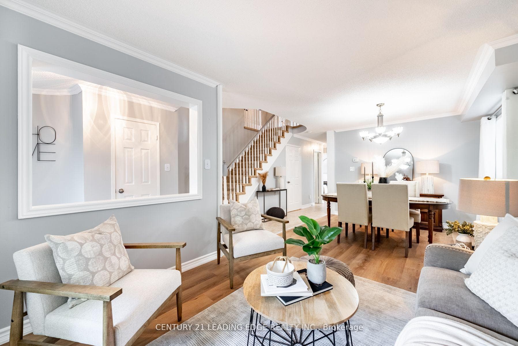 16 Hulley Crescent photo 6