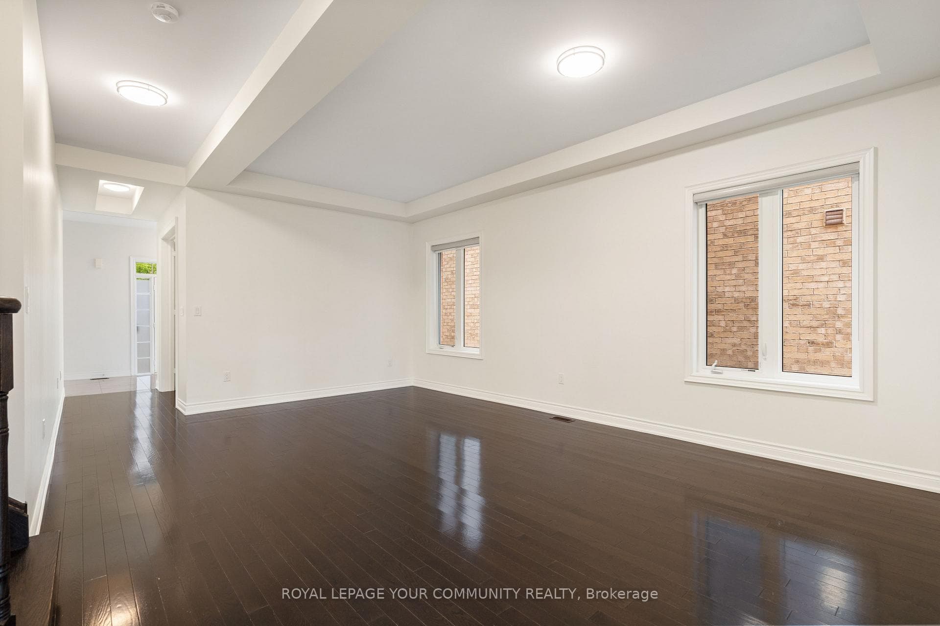 23 Pelee Avenue photo 10