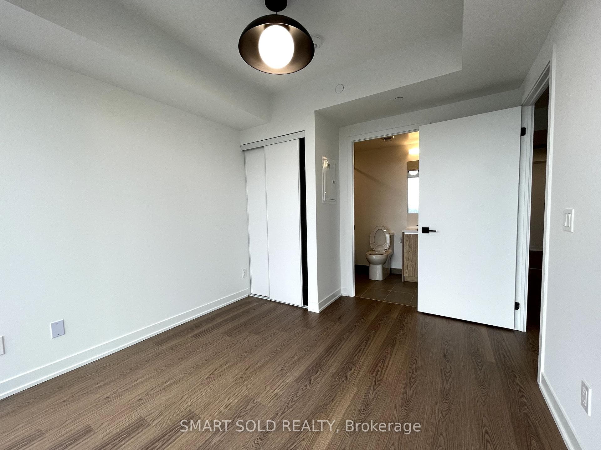 319 Jarvis Street Unit 4707 photo 8