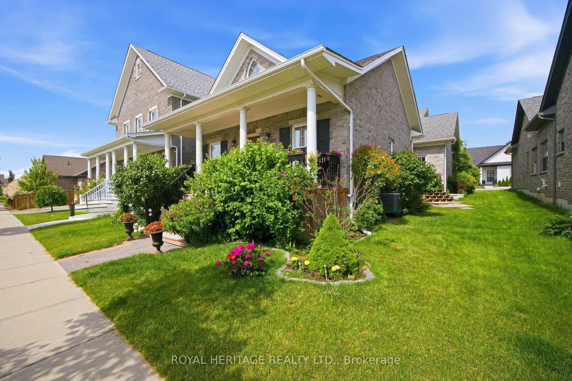 734 Elmer Hutton Street photo 2
