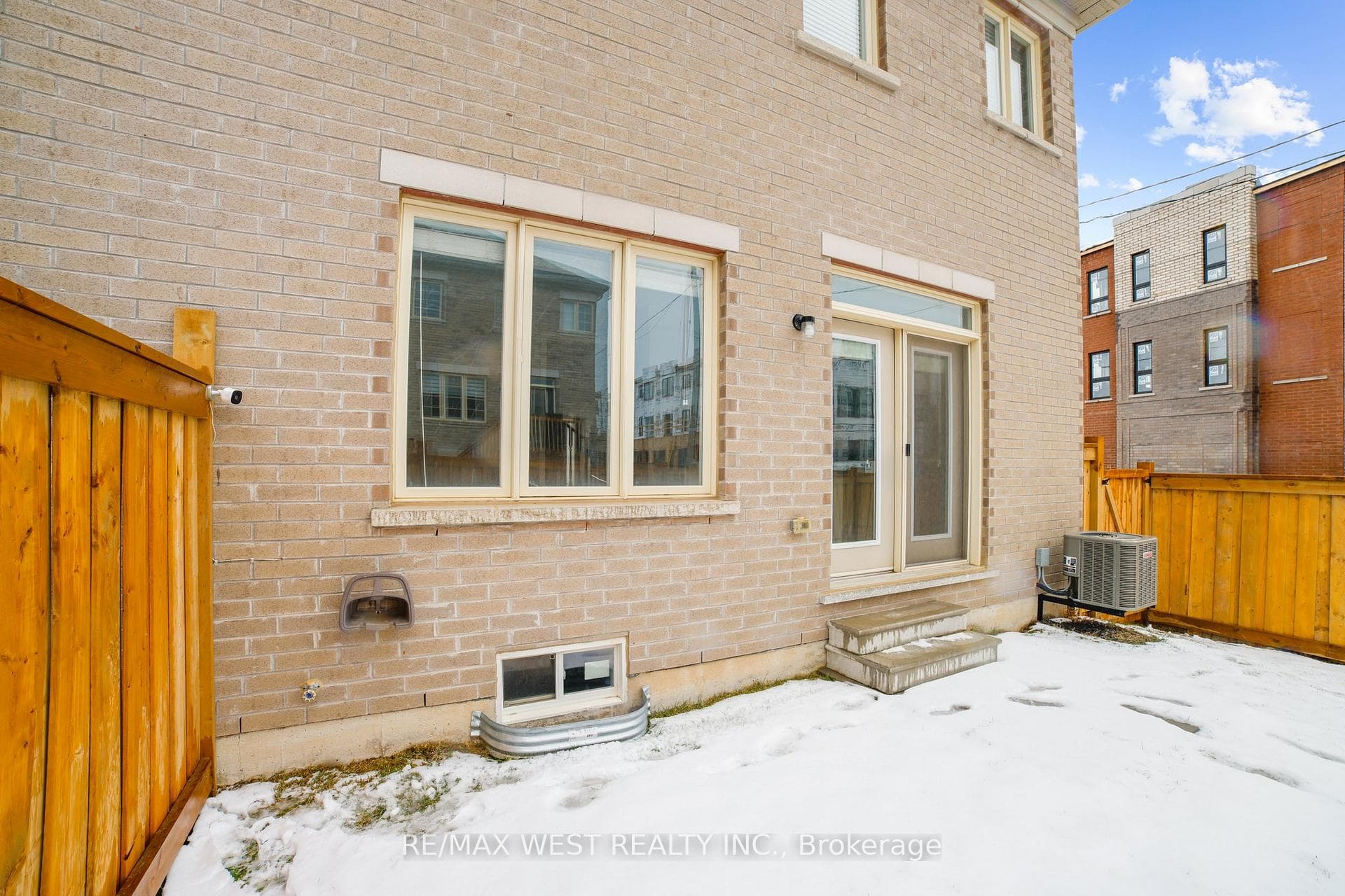 77 Great Falls Boulevard photo 37