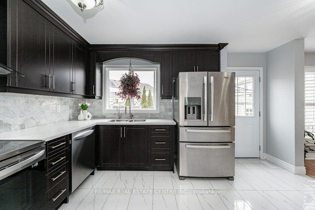 421 Cedar Hedge Road photo 8