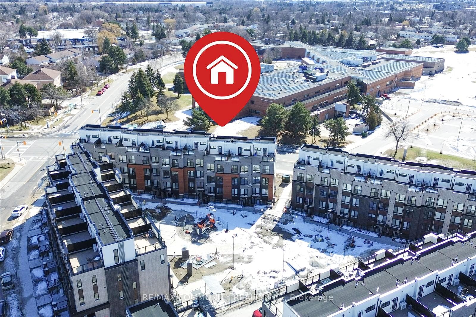145 Tapscott Road Unit 21 photo 24