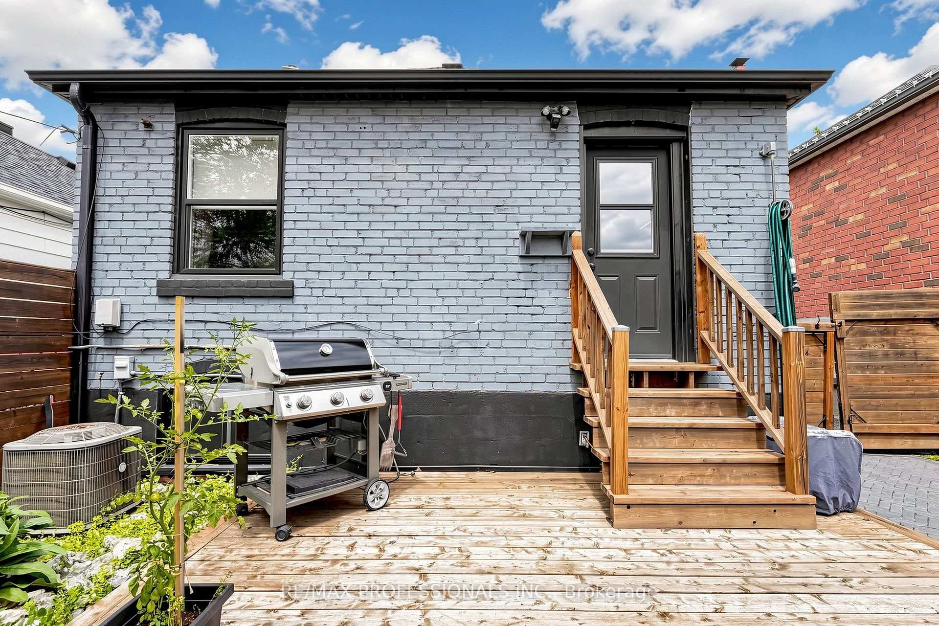 59 Lonborough Avenue photo 18