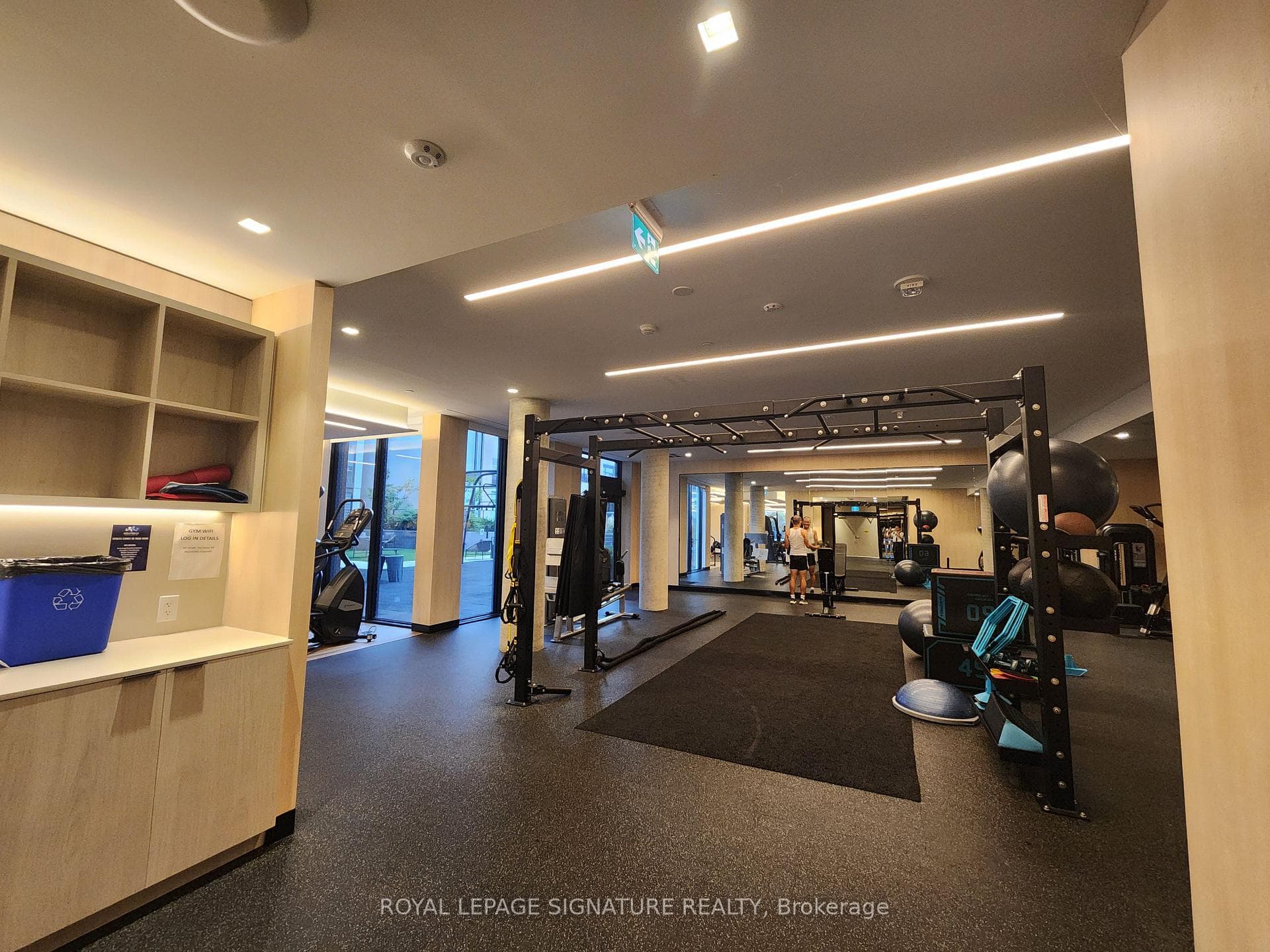 2020 Bathurst Street Unit 1112 photo 22