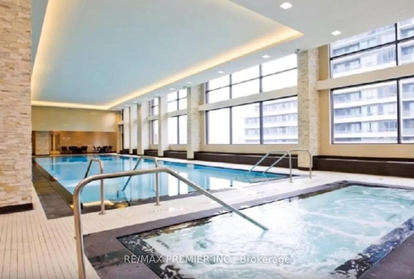 2212 Lake Shore Boulevard Unit 1706 photo 3