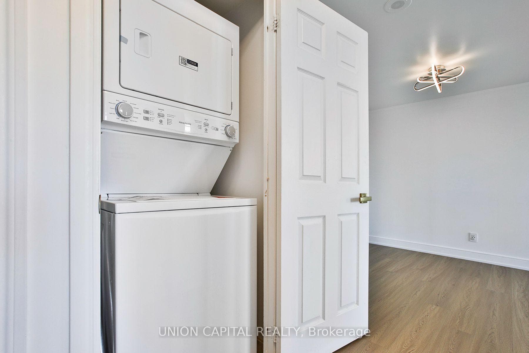 710 Humberwood Boulevard Unit 213 photo 18