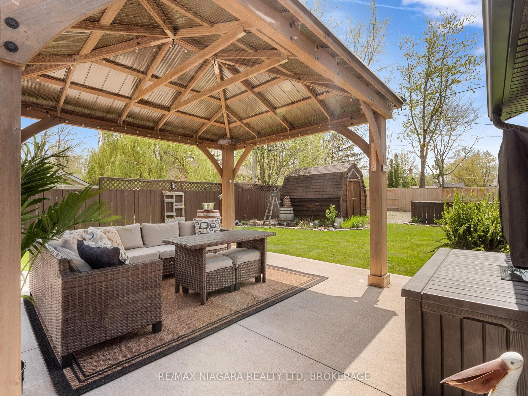 606 Scott Avenue photo 29