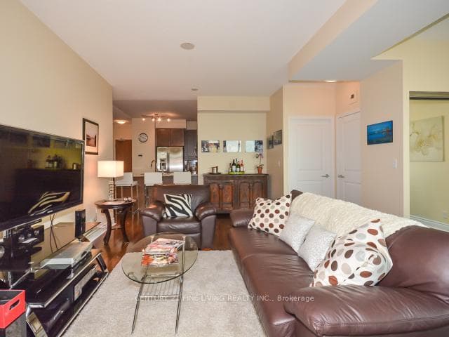 1910 Lake Shore Boulevard Unit 1504 photo 12