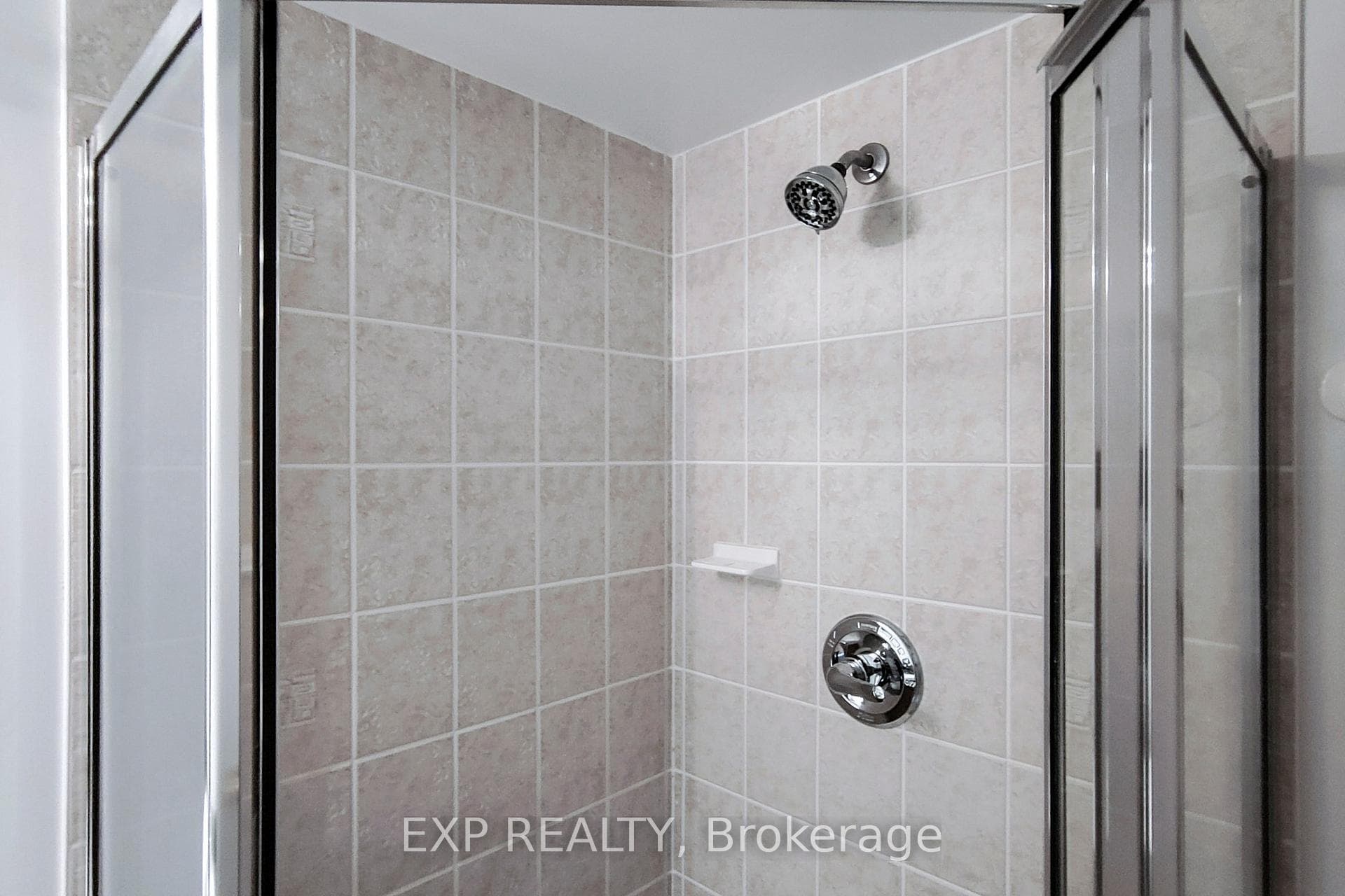 3088 Eglinton Avenue Unit 84 photo 24