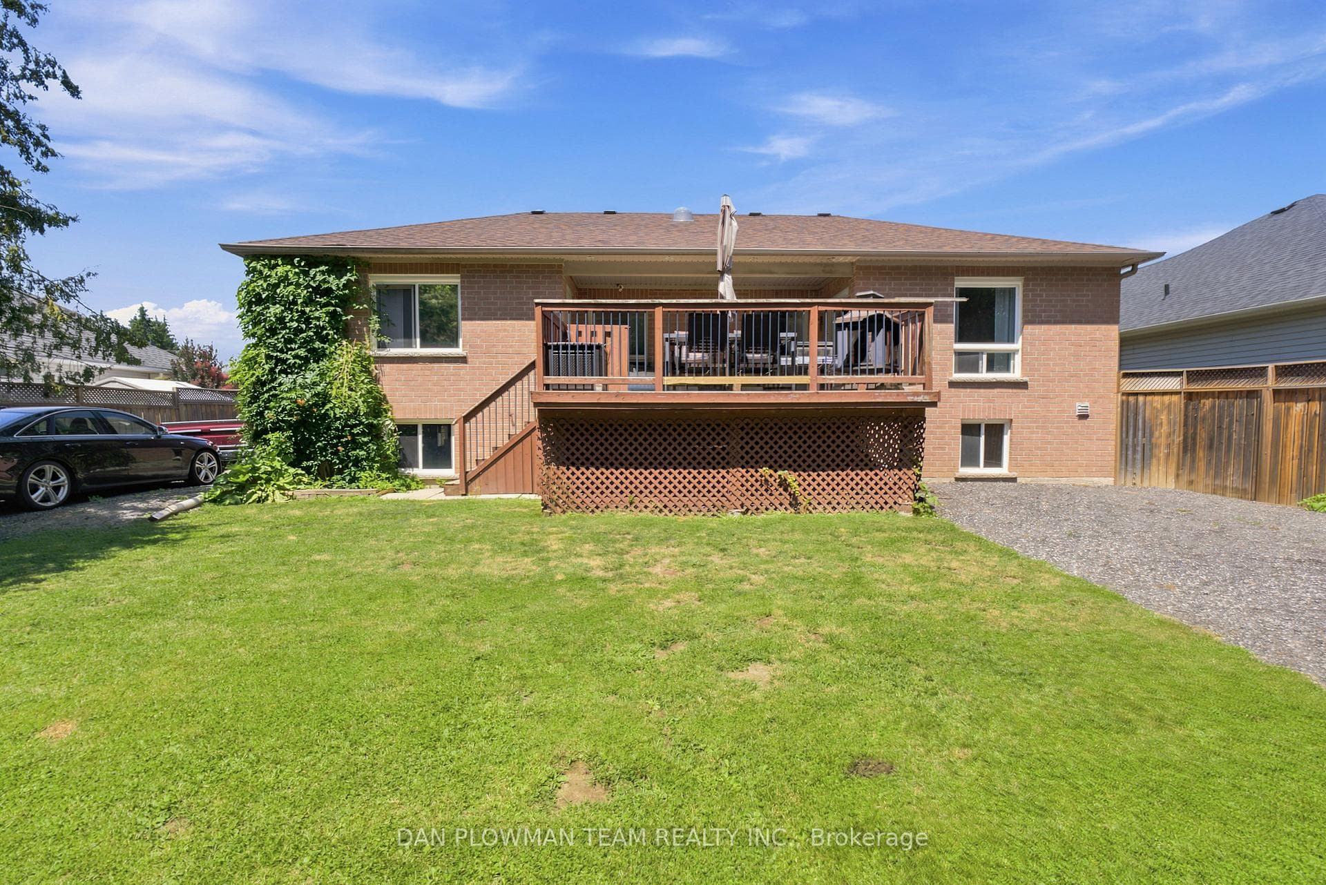 10 Springbank Road photo 34