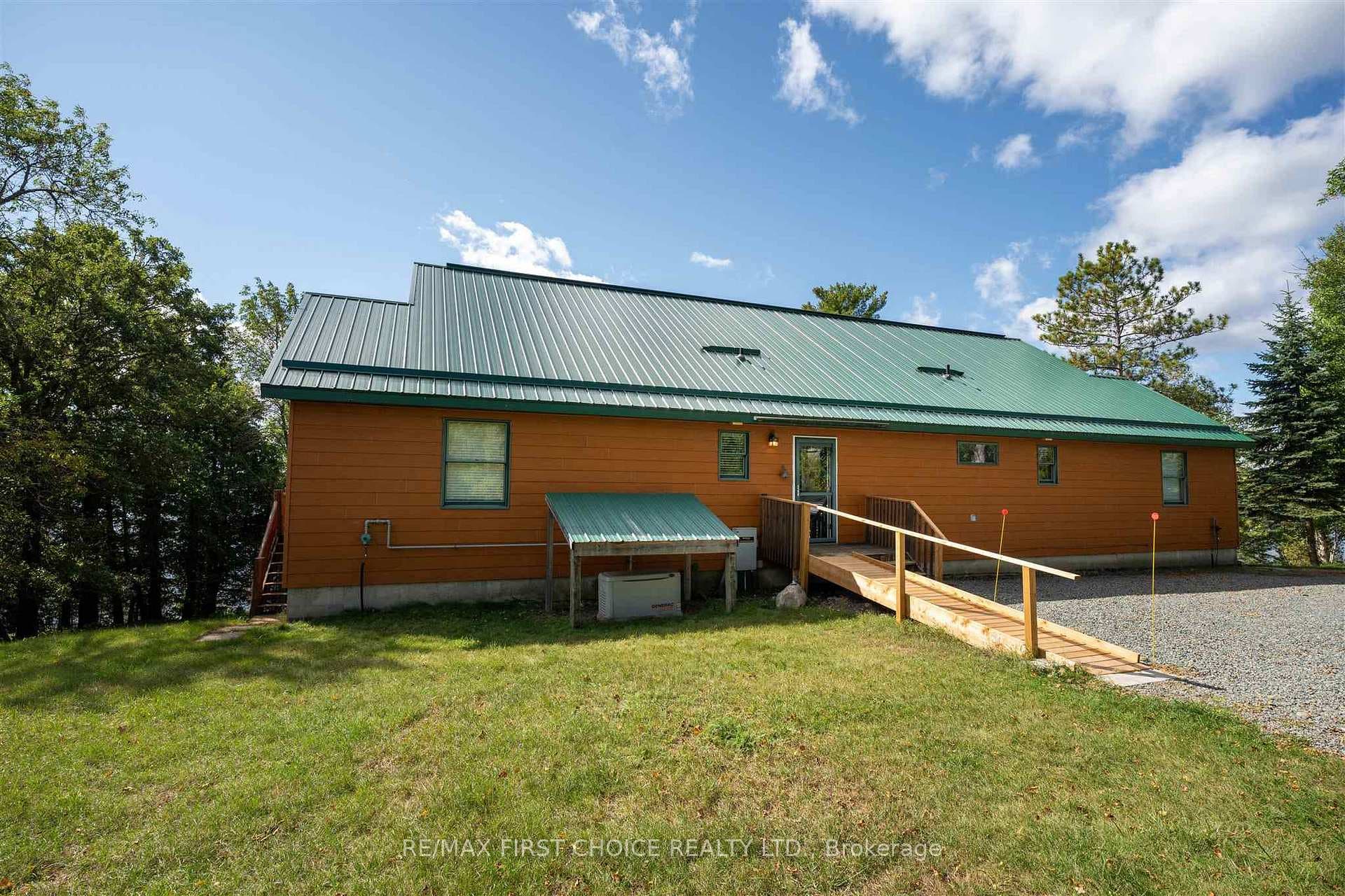 191 Shingwak Road photo 10