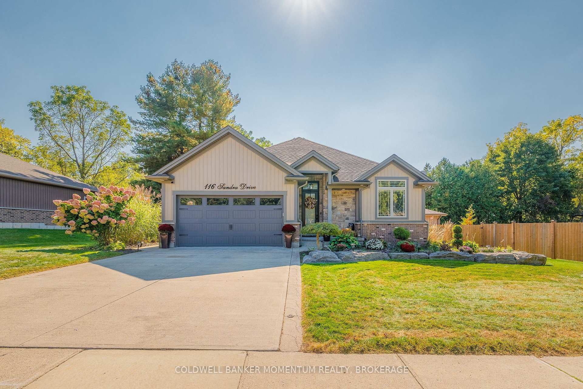 116 Sandra Drive photo 2