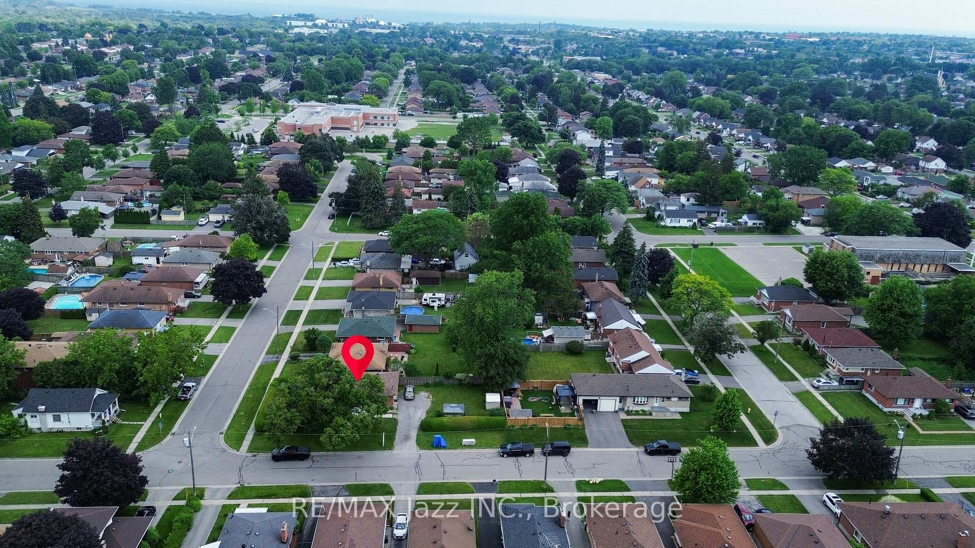607 Gliddon Avenue photo 50