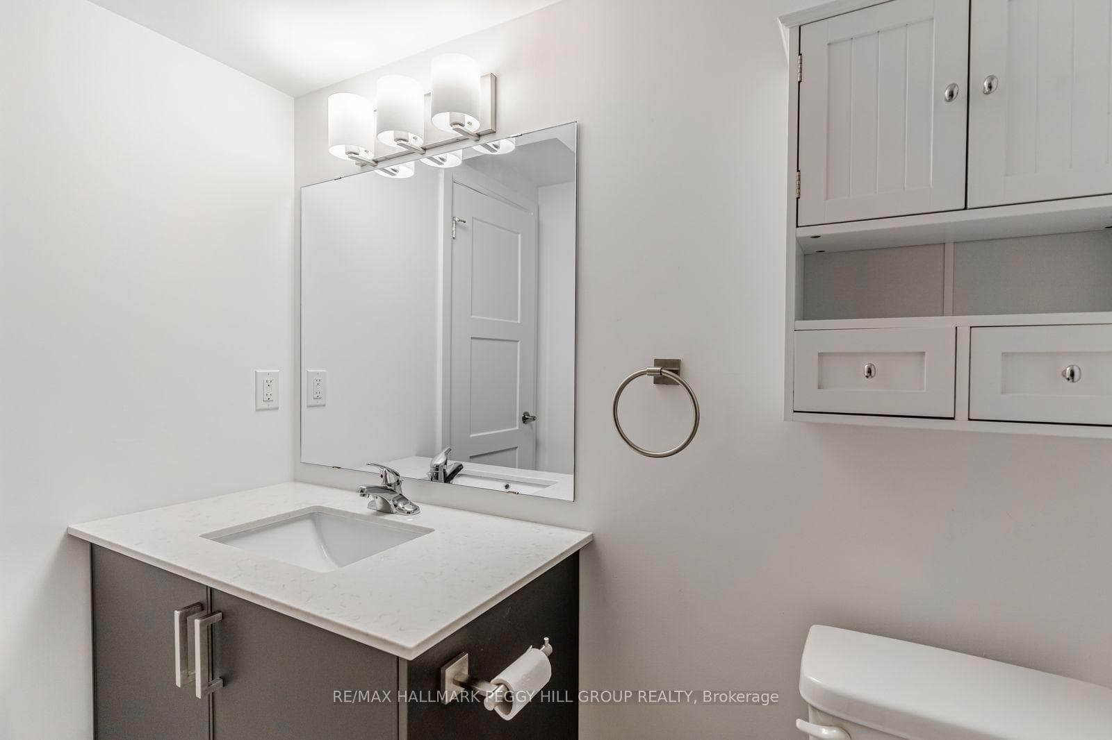 23 Hay Lane Unit 5 photo 6