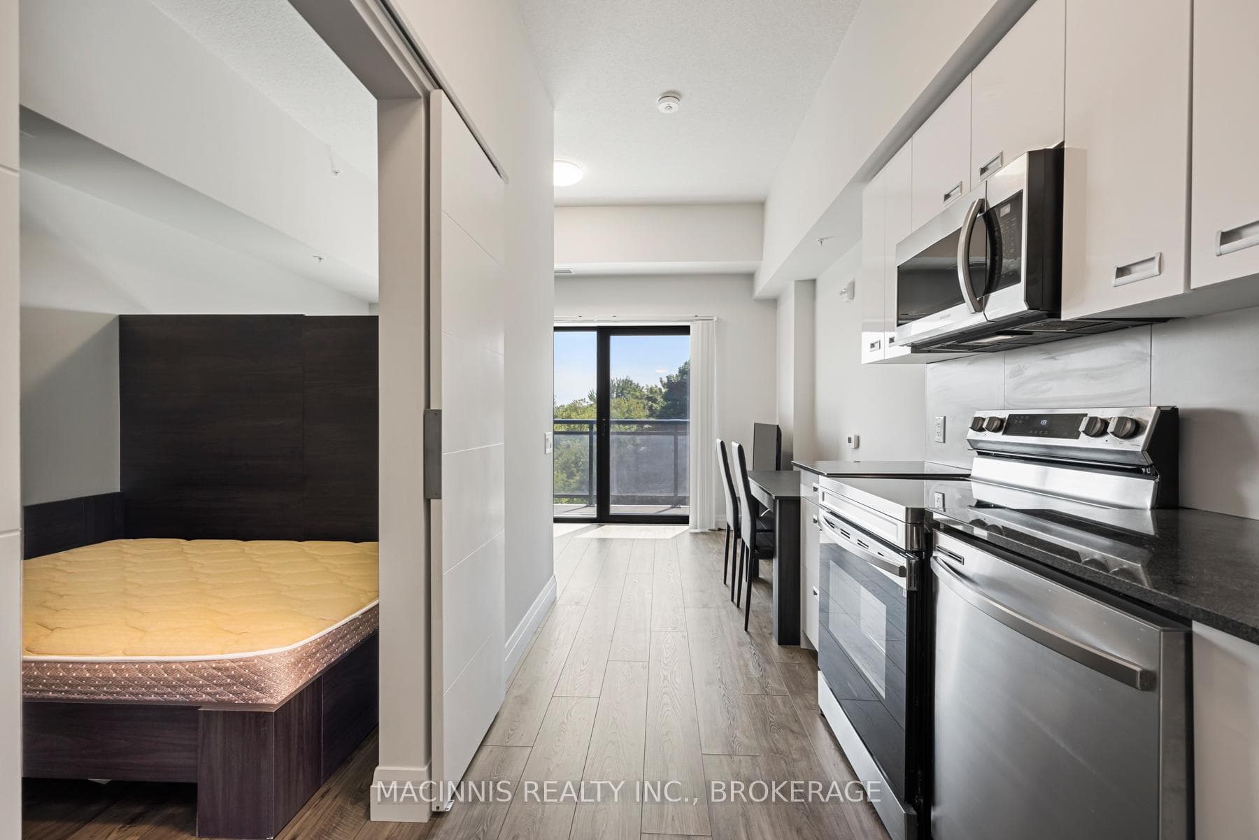 652 Princess Street Unit 410 photo 16