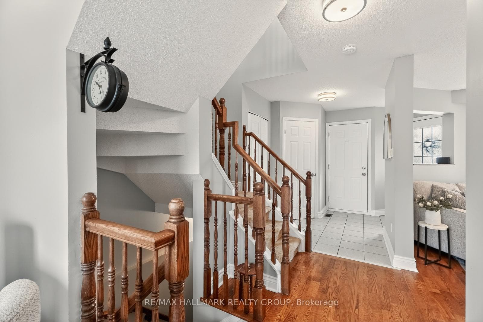 1464 BONNEVILLE Crescent photo 28