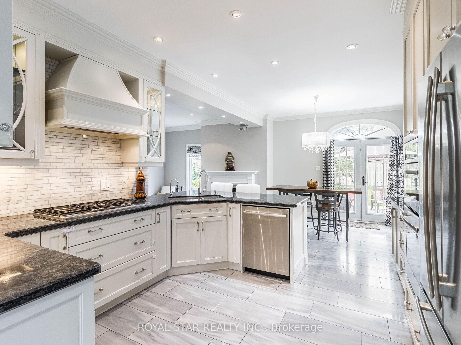 70 Colonel Bertram Road photo 9