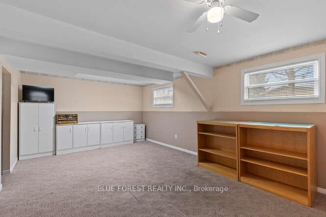 190 Elizabeth Street photo 23