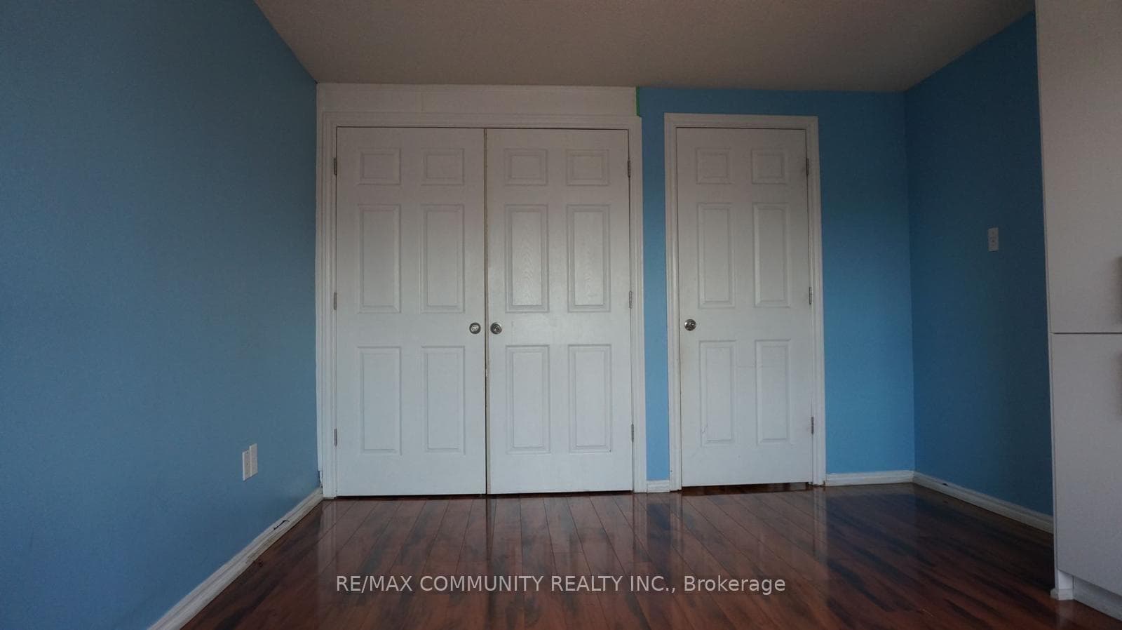 56 Overlord Crescent Unit UPPER photo 14