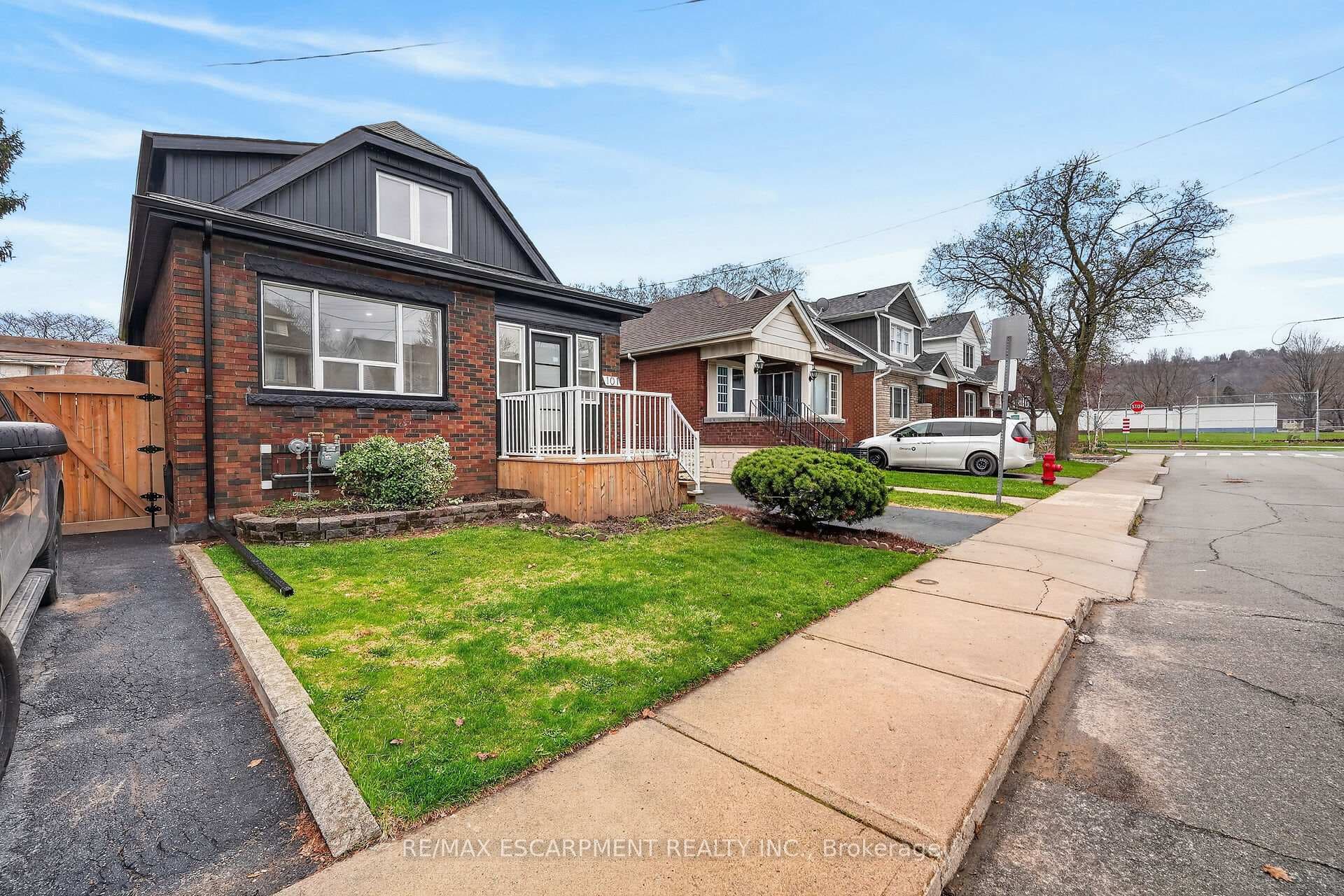101 Houghton Avenue photo 38