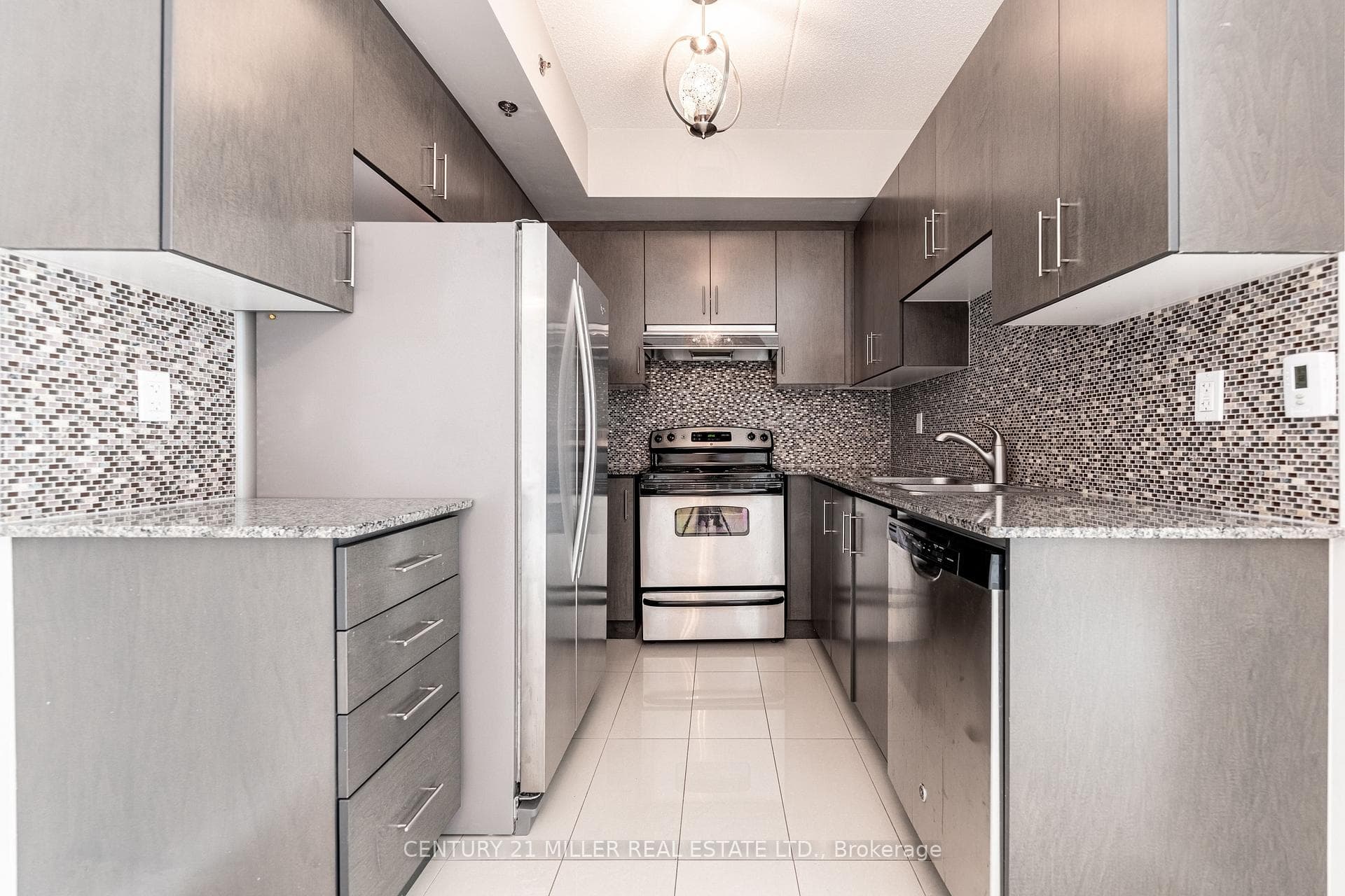 1421 Costigan Road Unit 212 photo 4