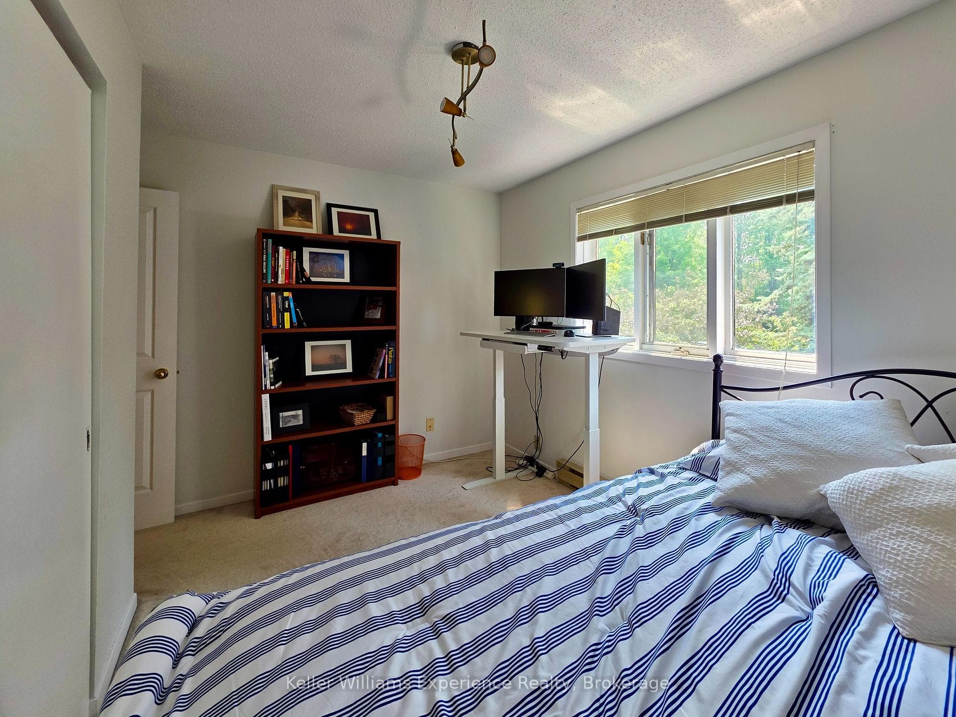 49 Southbank Drive Unit 10 photo 18